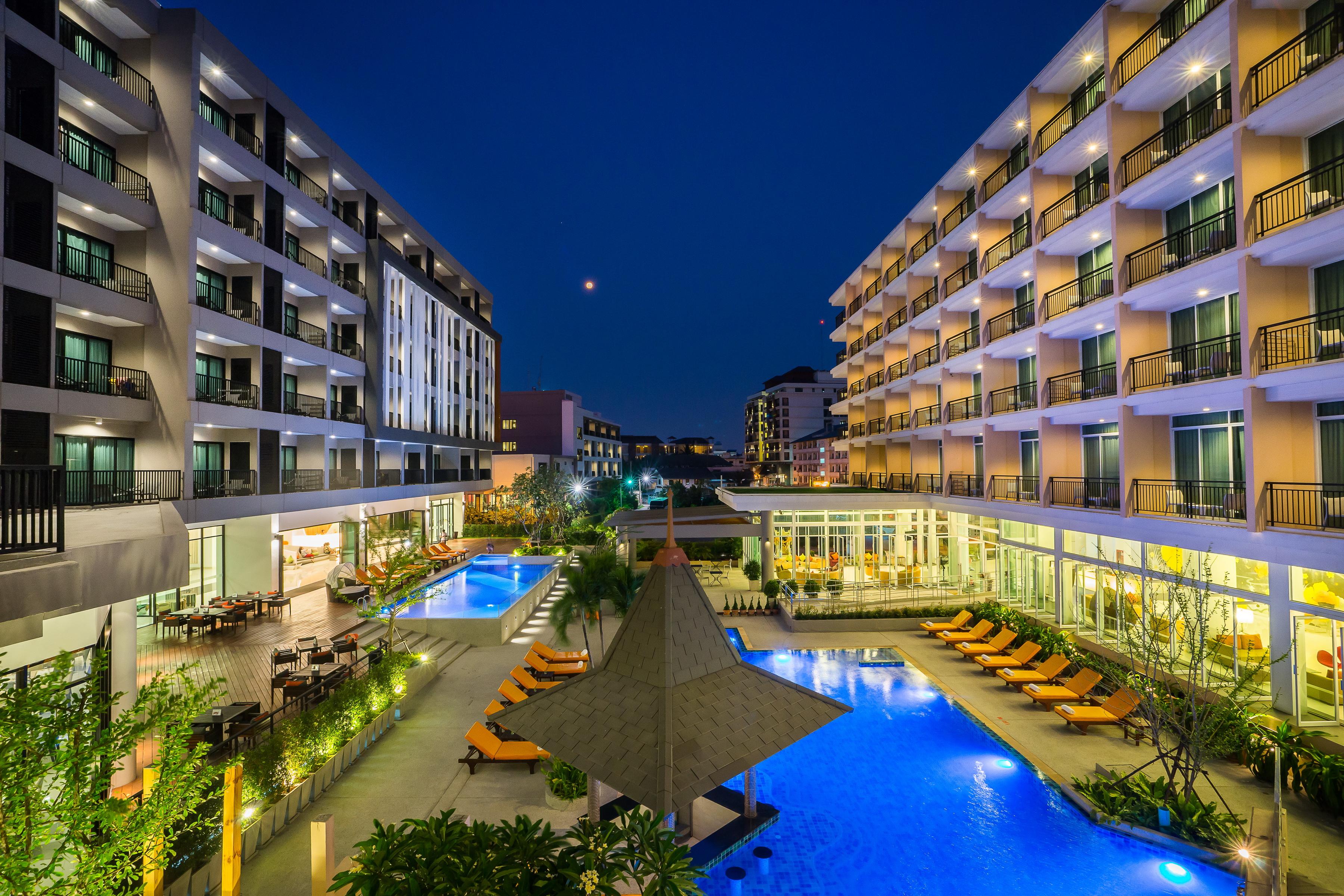 Hotel J Pattaya Ngoại thất bức ảnh